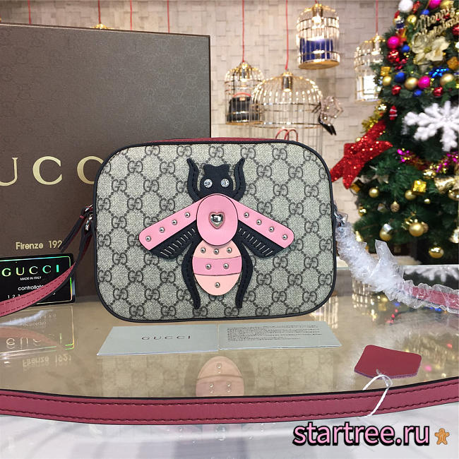 gucci gg supreme bee shoulder bag CohotBag 2220 - 1