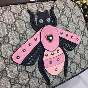 gucci gg supreme bee shoulder bag CohotBag 2220 - 2