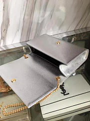 YSL| Kate Chain Wallet With Tassel In Crinkled Metallic Leather - 24cm x 14cm x 4.5cm - 4