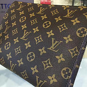 Louis Vuitton toiletry pouch 26 monogram canvas - 4