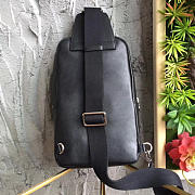   Louis Vuitton Avenue Sling Bag - 20x31x10cm - 5