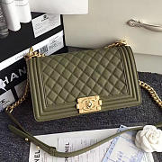 Chanel Quilted Caviar Medium Boy Bag Green- A67086 - 25x14.5x8cm - 1