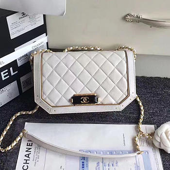 Chanel Lambskin And Calfskin Flap Bag White- A91836 - 21x12.5x7cm