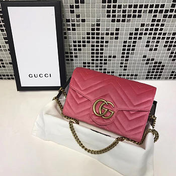 Gucci GG Marmont Matelasse Leather -  20x13x6cm 