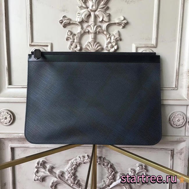 Burberry Clutch Bag 5821 - 1