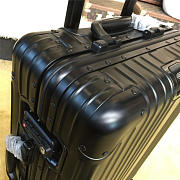  Rimowa Travel Box - 43cm x 27 cmx 60 cm  - 2