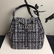 Chanel black/white tweed bucket bag CohotBag a13042 vs05802 - 1