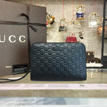 Gucci GG Leather Clutch Bag - 24cm x 16.5cm x 17cm