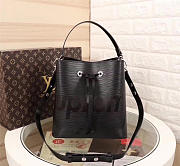 Louis Vuitton Supreme Bucket Bag Black- M44022 - 26x22x27cm - 1