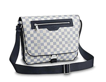 Louis Vuitton matchpoint messenger damier coastline