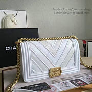 Chanel Chevron Quilted Medium Boy Bag White - 4