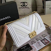 Chanel Chevron Quilted Medium Boy Bag White - 5
