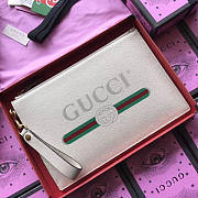 Gucci GG Leather White Clutch Bag - 30x20x1.5cm - 2