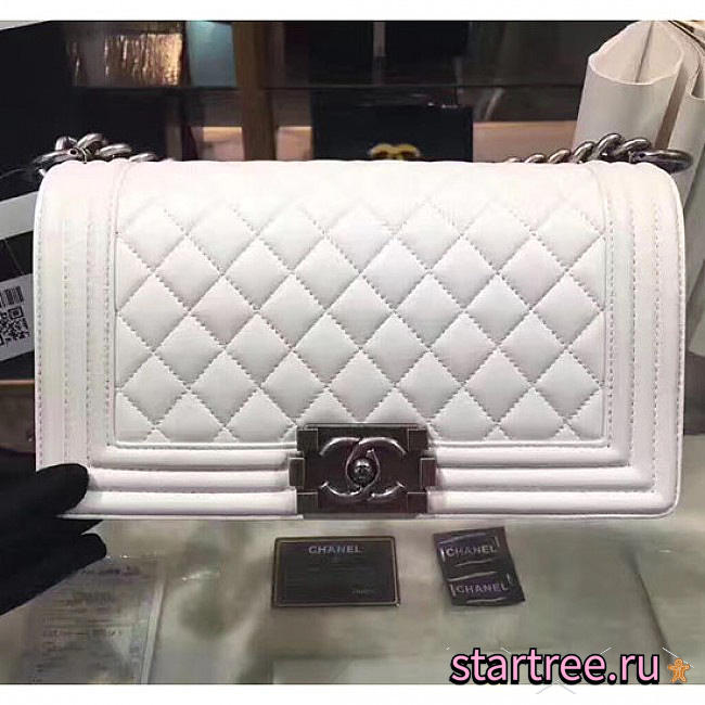 Chanel Quilted Lambskin Medium Boy Bag White- A67086 - 25x14.5x8 - 1