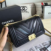 Chanel Chevron Quilted Medium Boy Bag Black A67086 - 3