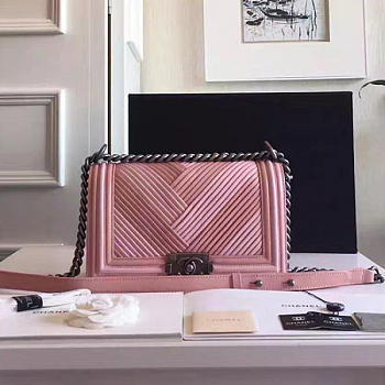 Chanel Medium Chevron Lambskin Quilted Boy Bag Pink A13044