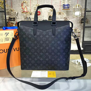 CohotBag louis vuitton tote explorer m40567