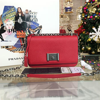 CohotBag prada metal closure 3923