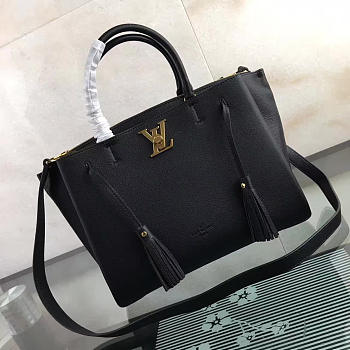 Louis Vuitton | Lockmeto Handbag M54570 Black