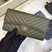 Chanel Long Imported Deer Grain Leather V-Grain Road Wallet 80758 Green - 1