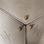 Louis Vuitton |  3-in-1 Handbag Consists of 3 Separate Pouches M62034 - 2