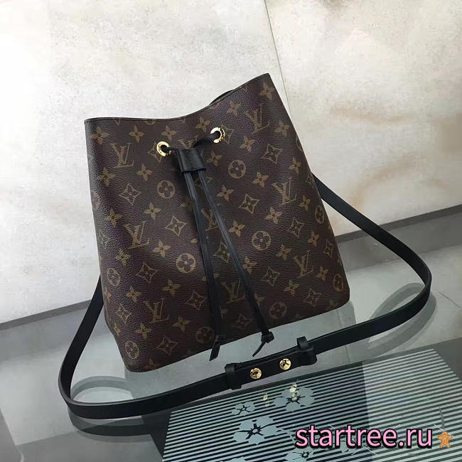 Louis Vuitton | Trendy Bucket Bag M44021 - 1