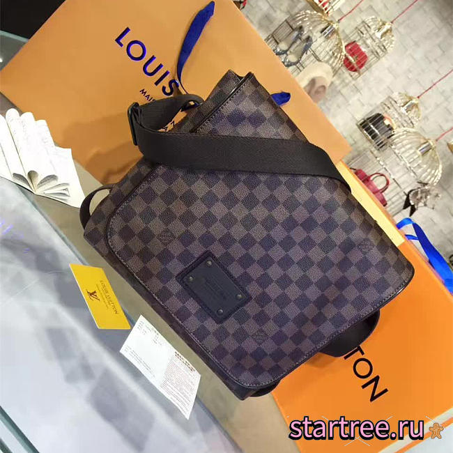 Louis Vuitton | Brooklyn Damier Ebene 3484  - 1