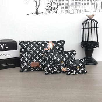 Louis Vuitton | Pochette Alpha Triple Bailey Black 