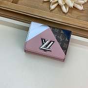 Lv Twist Short Wallet Pink Leather Embossing Black- 12x9.5x2.5 cm - 1