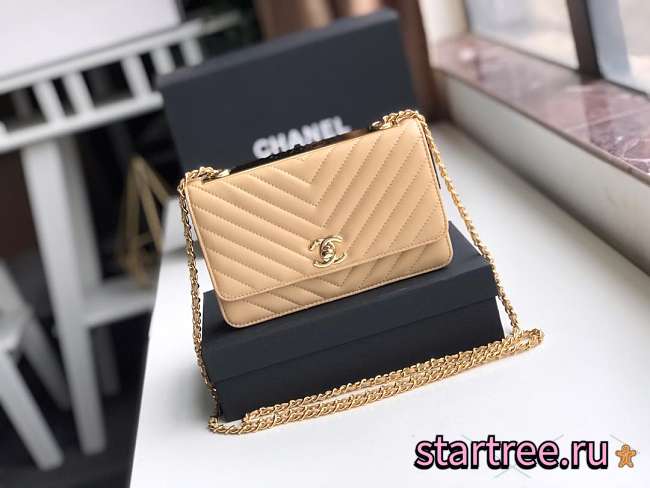 CohotBag chanel lamb skin v-type chain bag yellow - 1