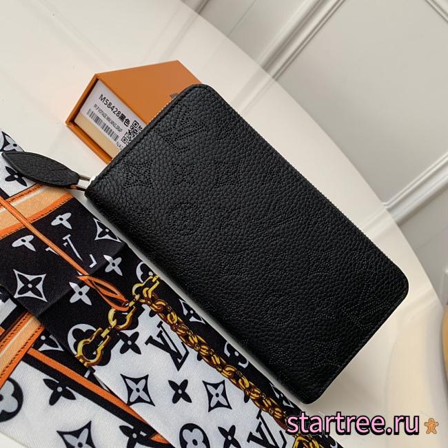Louis Vuitton Zippy Wallet Black- M58431 - 20x2x19cm - 1