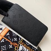 Louis Vuitton Zippy Wallet Black- M58431 - 20x2x19cm - 6
