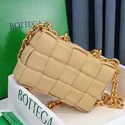 Bottega Veneta Chain Cassette 631421VBWZ09782 (26x18x8cm) - 2