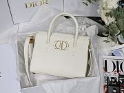 Dior Medium St Honoré Tote White Grained Calfskin - M9321UMBA - 25x19x12cm - 1