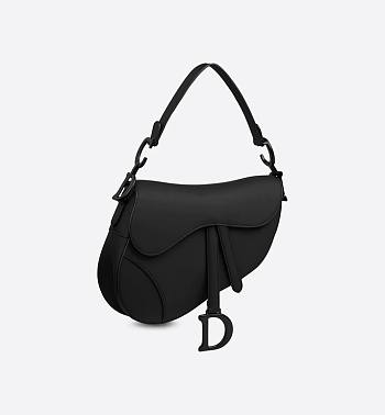 Saddle Bag Black Ultramatte Calfskin - M0446S - 19.5 x 16 x 6.5cm