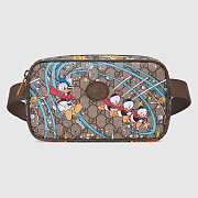 Disney x Gucci Donald Duck Print Belt Bag - 602695 - 24x14x5.5cm - 1