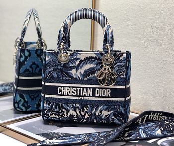 Dior  Medium Lady D-Lite Bag Blue - M0565OR - 24 x 20 x 11 cm