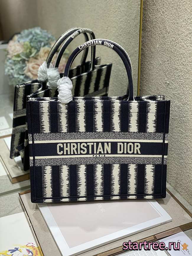 Dior Small Book Tote Blue D-Stripes - 36.5 x 28 x 17.5 cm - 1