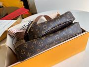 Louis Vuitton | Multi Pochette Accessoires with Pink Strap M44840  - 2