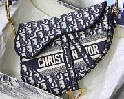 Dior Christian Saddle Blue Oblique Embroidery- M0446C -  25.5 x 20 x 6.5 cm - 2