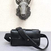 Bottega Veneta Cassette Intrecciato Black belt bag - 17.5x9.5x5cm - 6