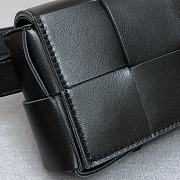 Bottega Veneta Cassette Intrecciato Black belt bag - 17.5x9.5x5cm - 2