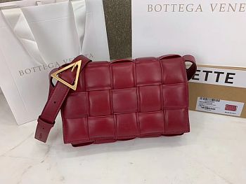 BV Padded Cassette Red Shoulder Bag Topaz- 26x18x8cm