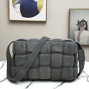 Bottega Veneta Chain Cassette Grey_26x18x8cm - 4