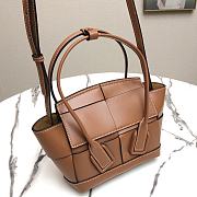 Bottega Veneta  Mini Arco Bag - 29x9x29cm - 3