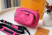 Louis Vuitton Outdoor Pouch Fuchsia - M30781 - 15x9x7cm - 1