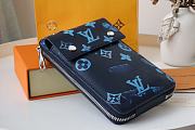 Louis Vuitton Phone Pouch - M80466 - 11x18x2.5cm  - 4