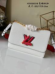 Louis Vuitton Twist MM Blanc- M57666 - 23 x 17 x 9.5 cm - 1