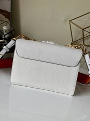 Louis Vuitton Twist MM Blanc- M57666 - 23 x 17 x 9.5 cm - 6