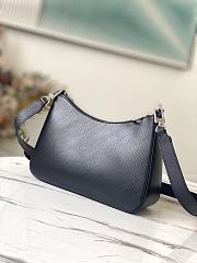 Louis Vuitton | Marelle Epi Black Leather Handbag M80689  - 6